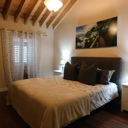 Surf Beach_santa Barbara Secret Gardens *